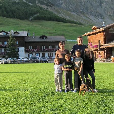 Chalet Del Sole Per Gruppi Livigno Exterior foto